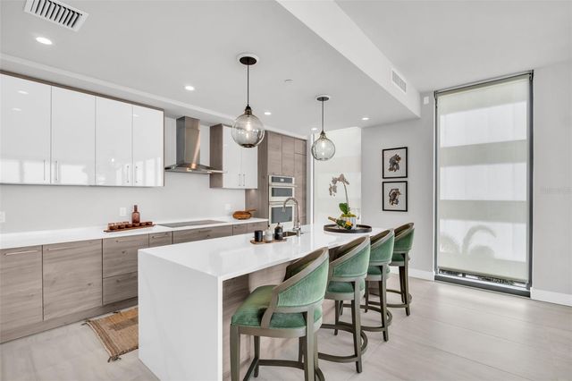 301 1ST STREET S 903, St Petersburg, FL 33701