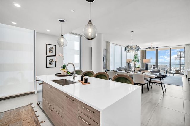 301 1ST STREET S 903, St Petersburg, FL 33701