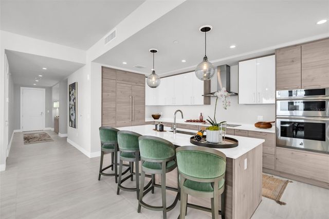 301 1ST STREET S 903, St Petersburg, FL 33701