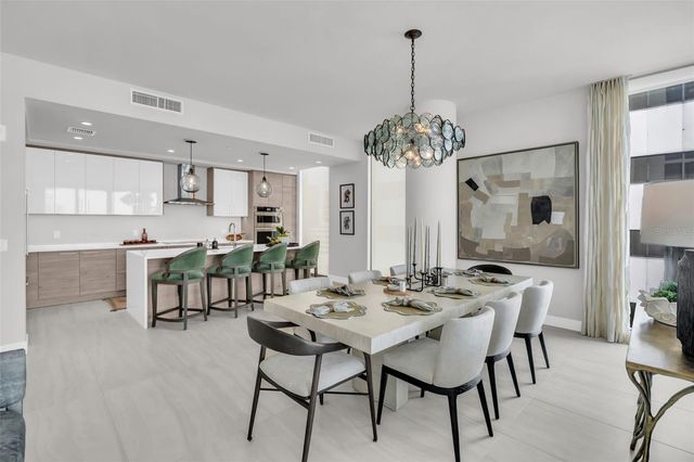 301 1ST STREET S 903, St Petersburg, FL 33701