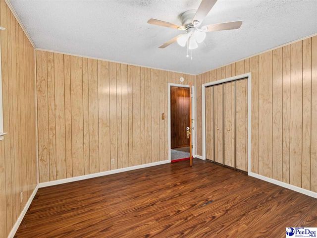 305 Wells St., Darlington, SC 29532