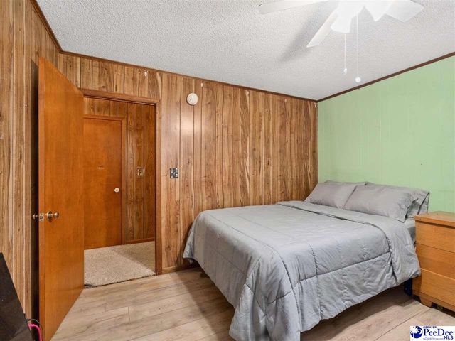 305 Wells St., Darlington, SC 29532