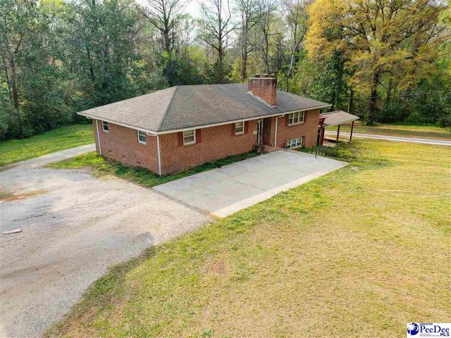 305 Wells St., Darlington, SC 29532