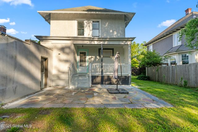 1057 Lexington Avenue, Schenectady, NY 12302