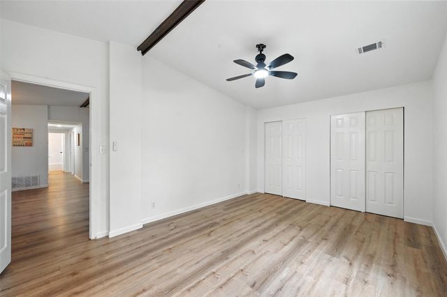 6 Covey Run Circle, Waxahachie, TX 75165