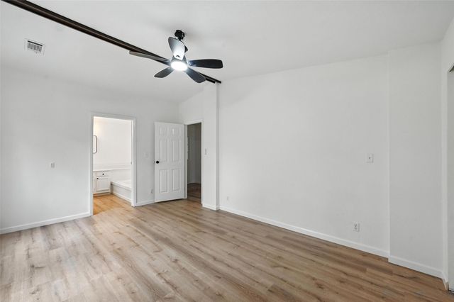 6 Covey Run Circle, Waxahachie, TX 75165
