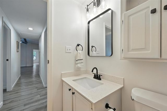 6 Covey Run Circle, Waxahachie, TX 75165