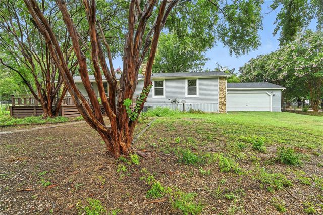 6 Covey Run Circle, Waxahachie, TX 75165