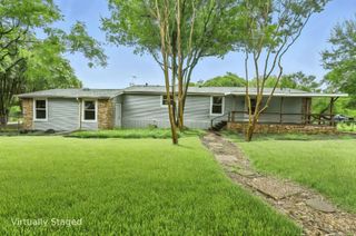 6 Covey Run Circle, Waxahachie, TX 75165