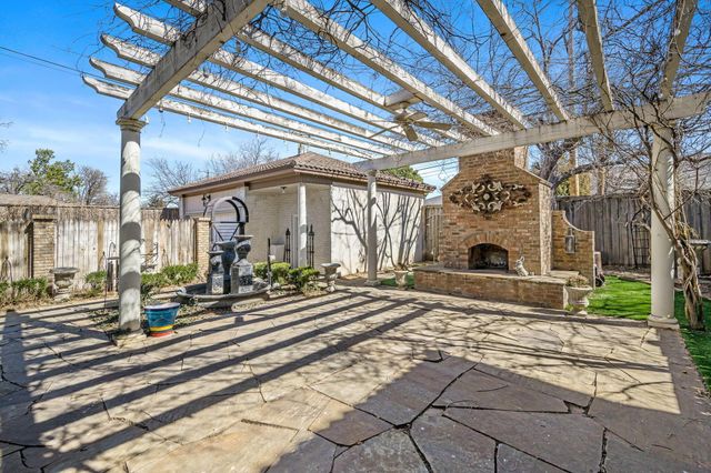 2419 S HUGHES Street, Amarillo, TX 79109