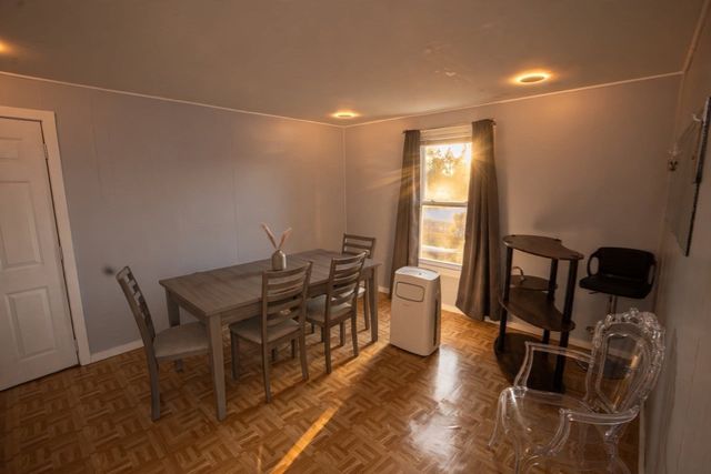 200 Lynn Rd, Brockton, MA 02302