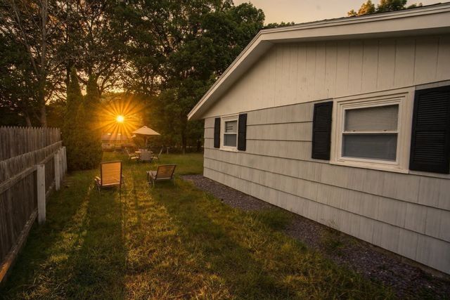 200 Lynn Rd, Brockton, MA 02302