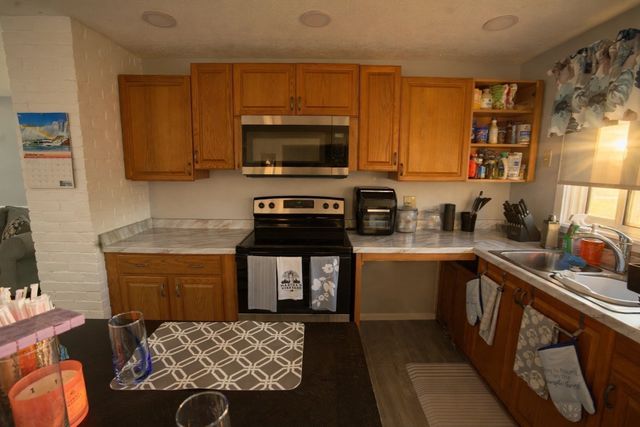 200 Lynn Rd, Brockton, MA 02302
