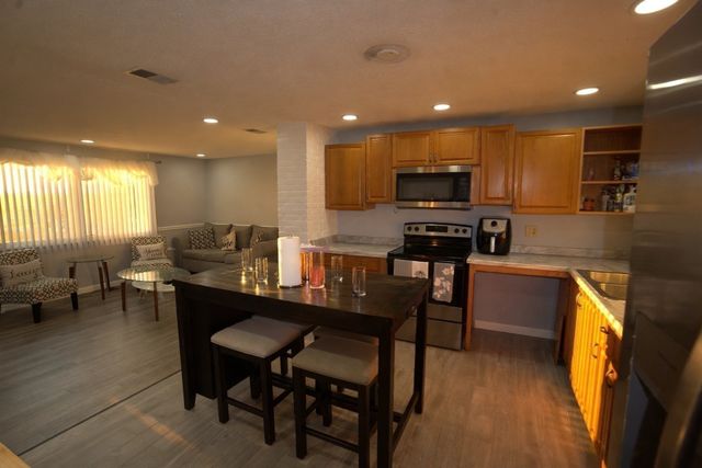 200 Lynn Rd, Brockton, MA 02302