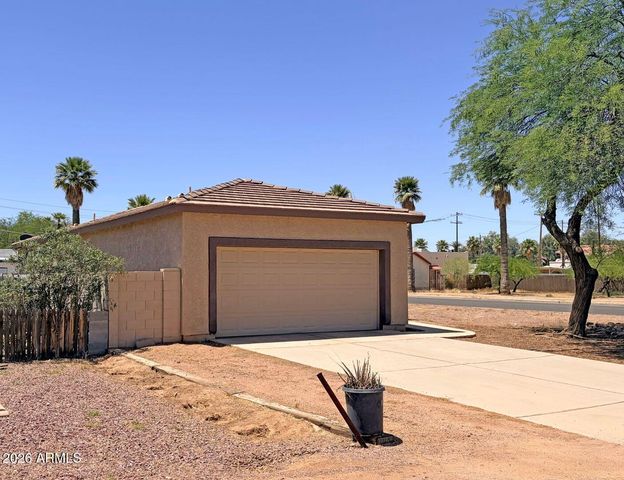 703 E 9TH Street, Casa Grande, AZ 85122