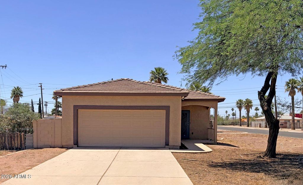 703 E 9TH Street, Casa Grande, AZ 85122
