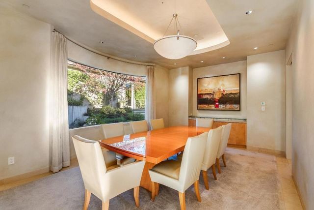 26140 Rancho Manuella Lane, Los Altos Hills, CA 94022