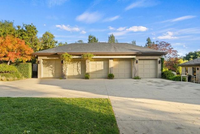 26140 Rancho Manuella Lane, Los Altos Hills, CA 94022