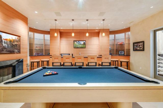 26140 Rancho Manuella Lane, Los Altos Hills, CA 94022