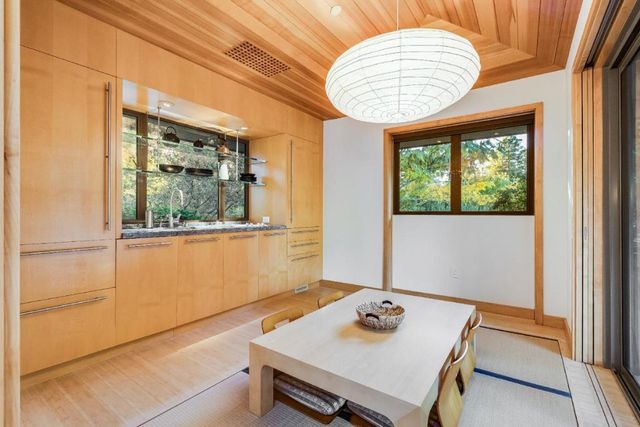 26140 Rancho Manuella Lane, Los Altos Hills, CA 94022