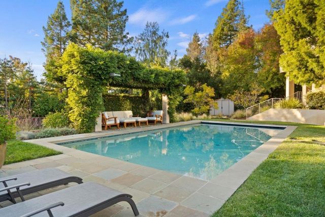 26140 Rancho Manuella Lane, Los Altos Hills, CA 94022