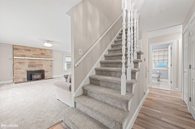 27080 S River Road, Harrison Twp, MI 48045