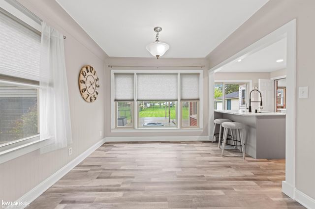 27080 S River Road, Harrison Twp, MI 48045