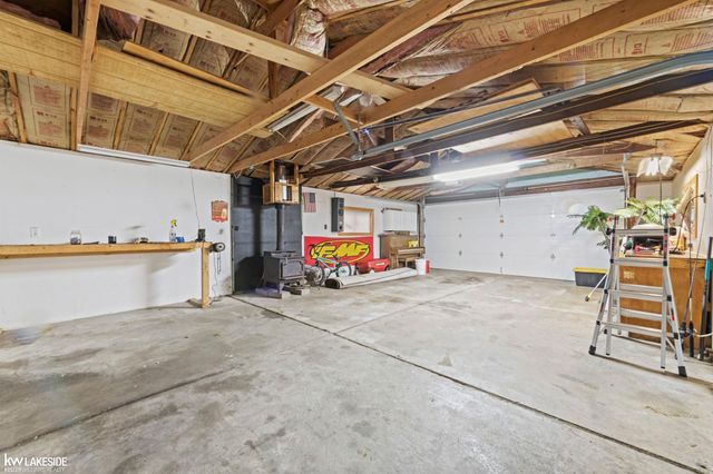 27080 S River Road, Harrison Twp, MI 48045