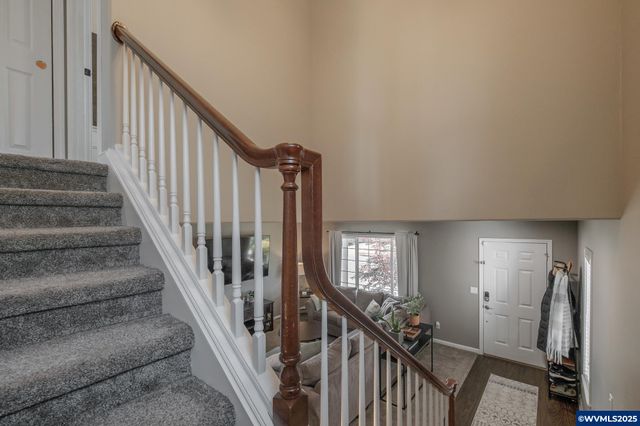 2589 21st St SE, Albany, OR 97322