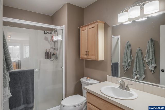 2589 21st St SE, Albany, OR 97322