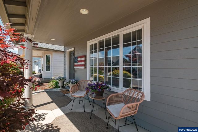 2589 21st St SE, Albany, OR 97322