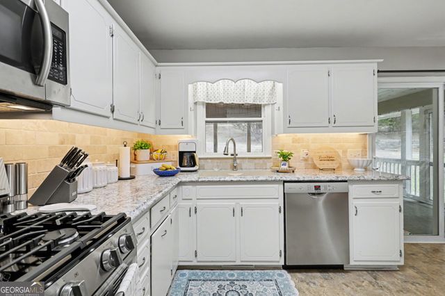 813 Tiger Connector, Tiger, GA 30576