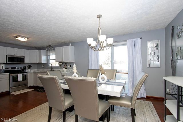 702 township rd 462, Sullivan, OH 44880