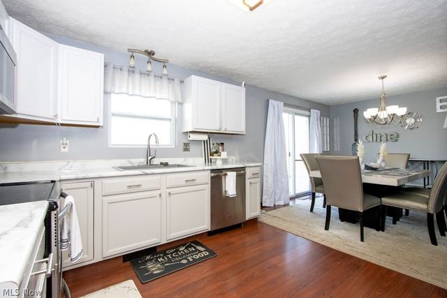 702 township rd 462, Sullivan, OH 44880