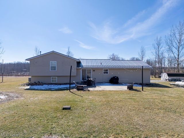 702 township rd 462, Sullivan, OH 44880