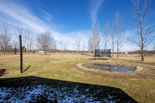 702 township rd 462, Sullivan, OH 44880