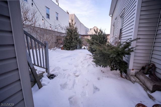 520 26Th St, Union City, NJ 07087