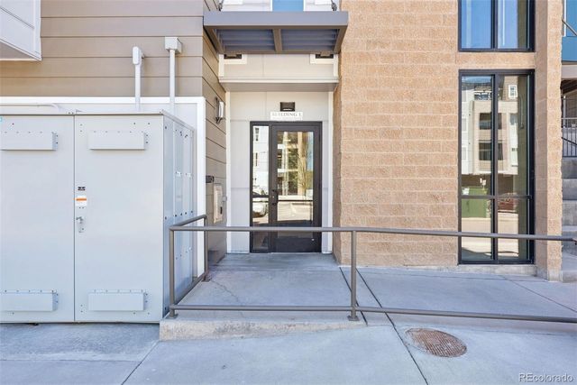 480 E Fremont Place 402, Centennial, CO 80122