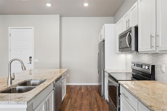 480 E Fremont Place 402, Centennial, CO 80122