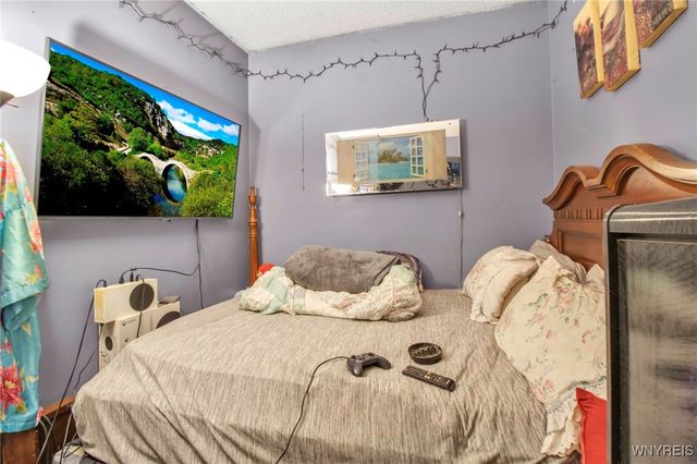 19 Park Avenue, Tonawanda, NY 14150