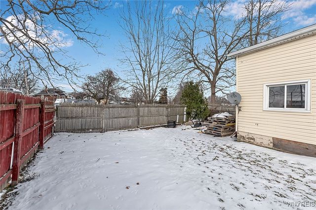 19 Park Avenue, Tonawanda, NY 14150