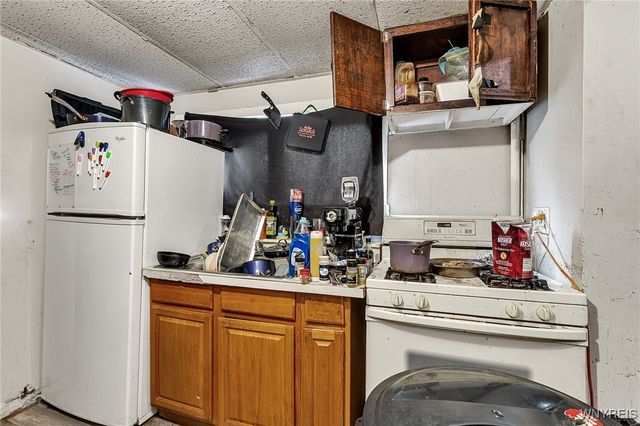 19 Park Avenue, Tonawanda, NY 14150