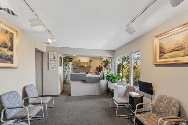 714 E Park Avenue, Long Beach, NY 11561