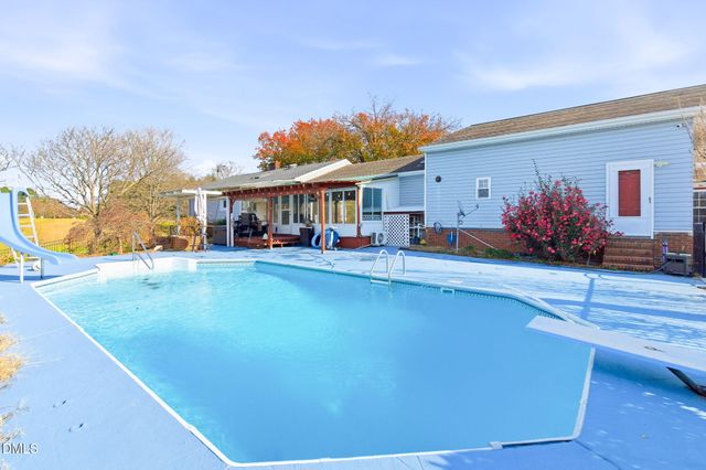 1402 Cherry Lane, Graham, NC 27253