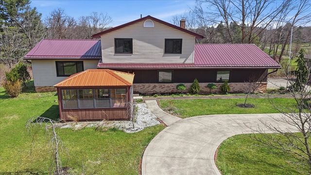 809 S Lexington Springmill Rd., Mansfield, OH 44906