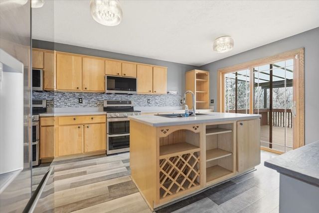 809 S Lexington Springmill Rd., Mansfield, OH 44906