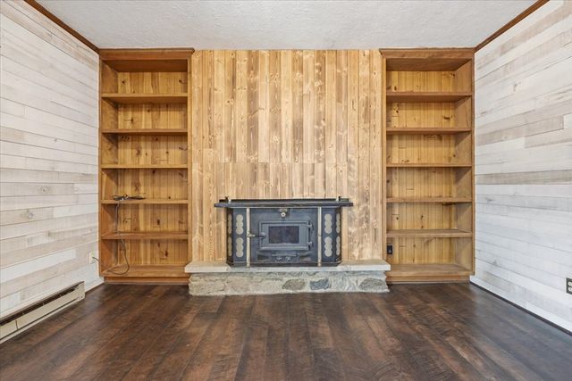 809 S Lexington Springmill Rd., Mansfield, OH 44906