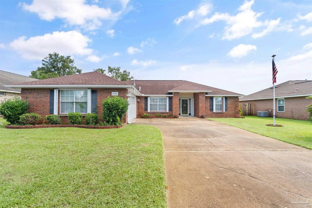 1204 Bartram Ln, Pensacola, FL 32507