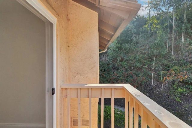 8262 Gilman Drive 1, La Jolla, CA 92037