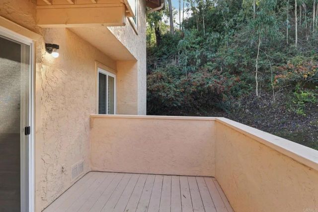 8262 Gilman Drive 1, La Jolla, CA 92037